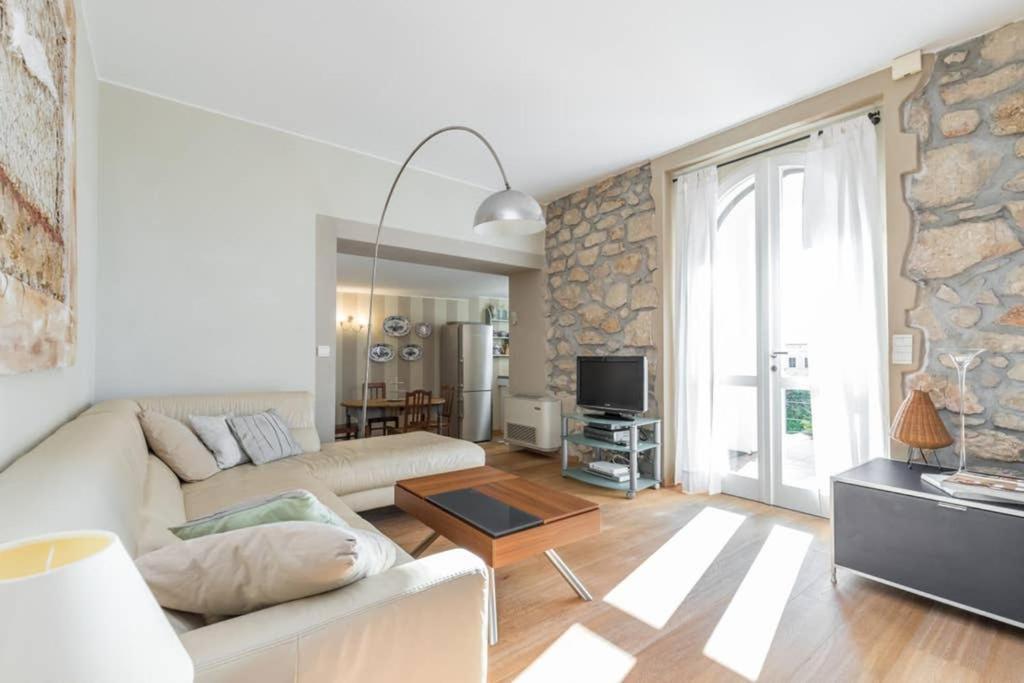 Villa Rocky - Luxury 3Br Apt In Liberty Villa.Pool,Garden,Wifi Roquebrune-Cap-Martin Exterior photo